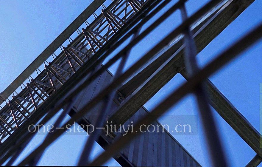 四类合作方向索引卡片，深青与米白分层，暖橙编号